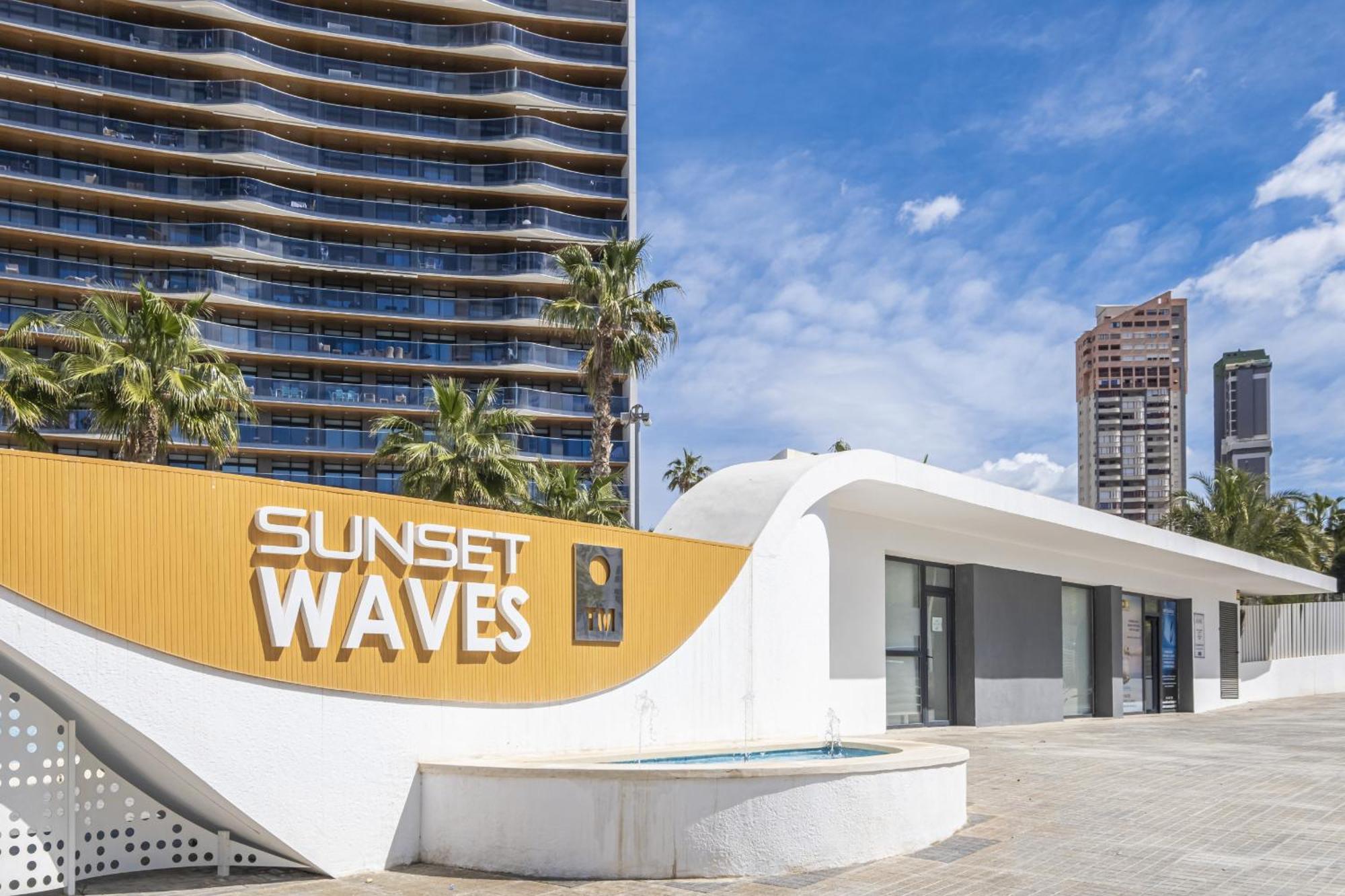 Sunset Waves Iv By Coblanca Apartment *